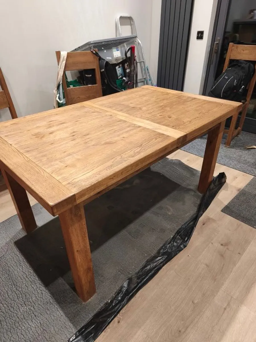 Beautiful Convertible Solid Oak Dining Table - Image 3