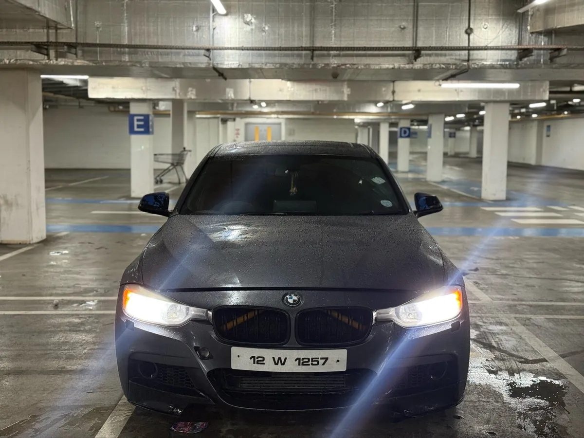 BMW F30 2012 - Image 1