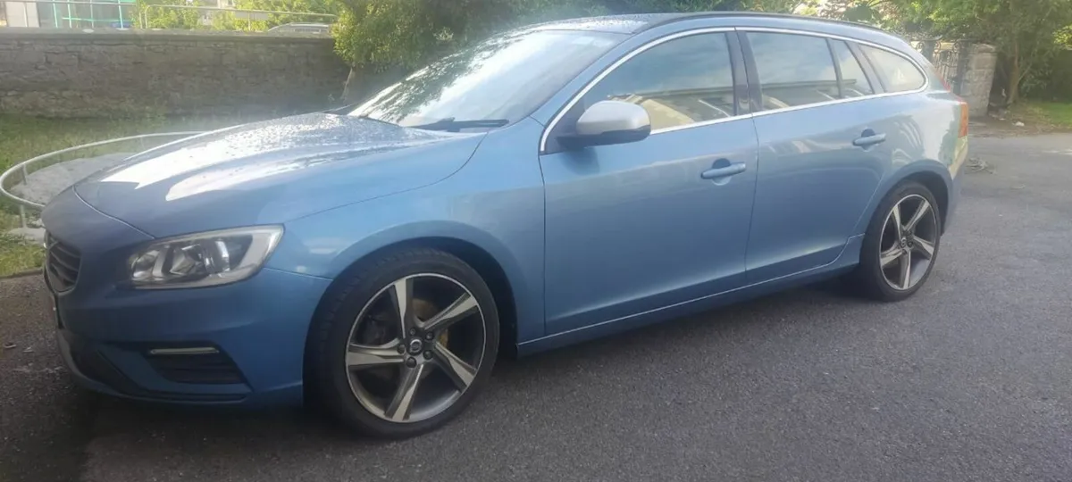 Volvo V60 2015 - Image 4