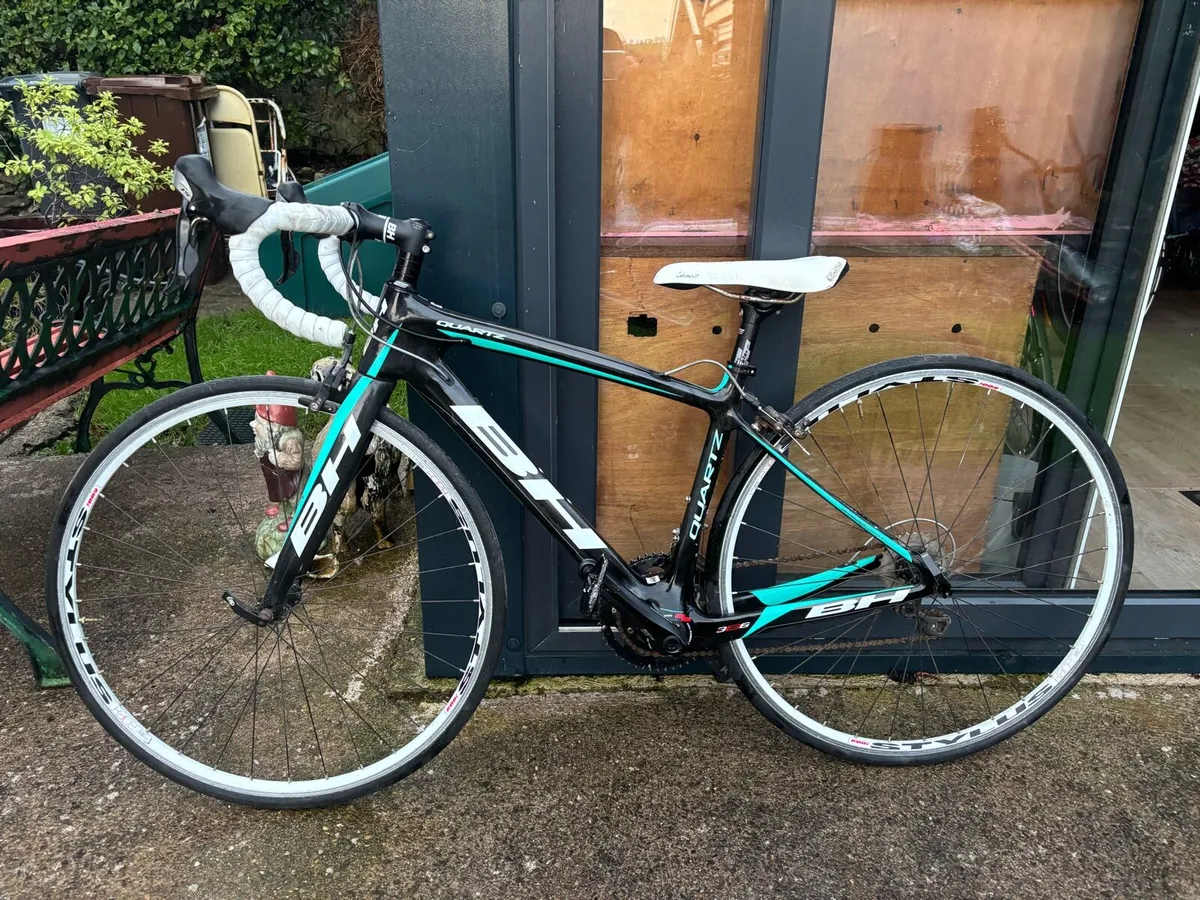 BH Carbon Fibre Ladies racingbike with size4shoe - Image 1