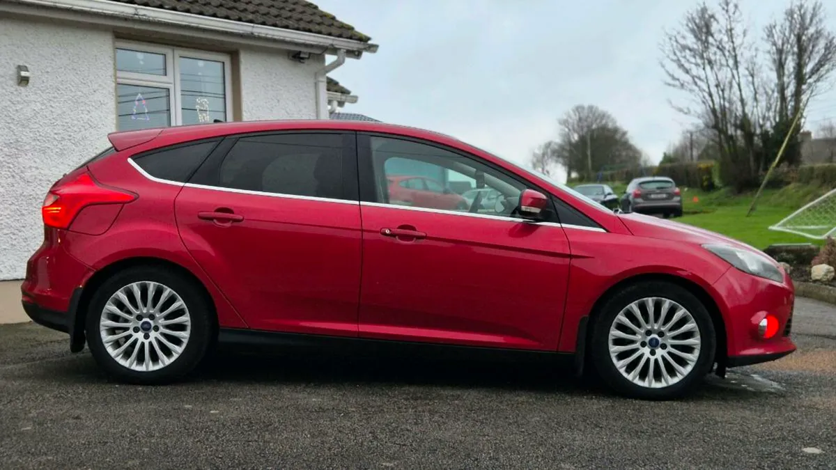 Ford focus 1.6 TDCI (titanium) - Image 2