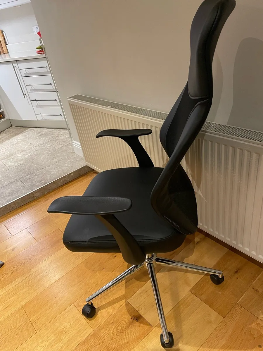 Office chair - Image 2