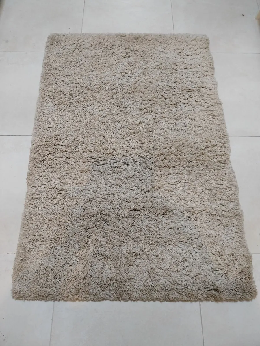 Cream Rug - Image 1