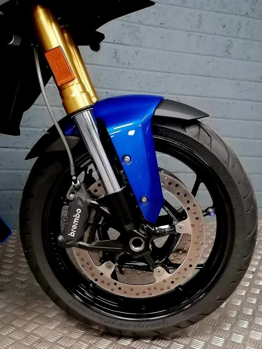 2022 BMW F900XR - Image 3