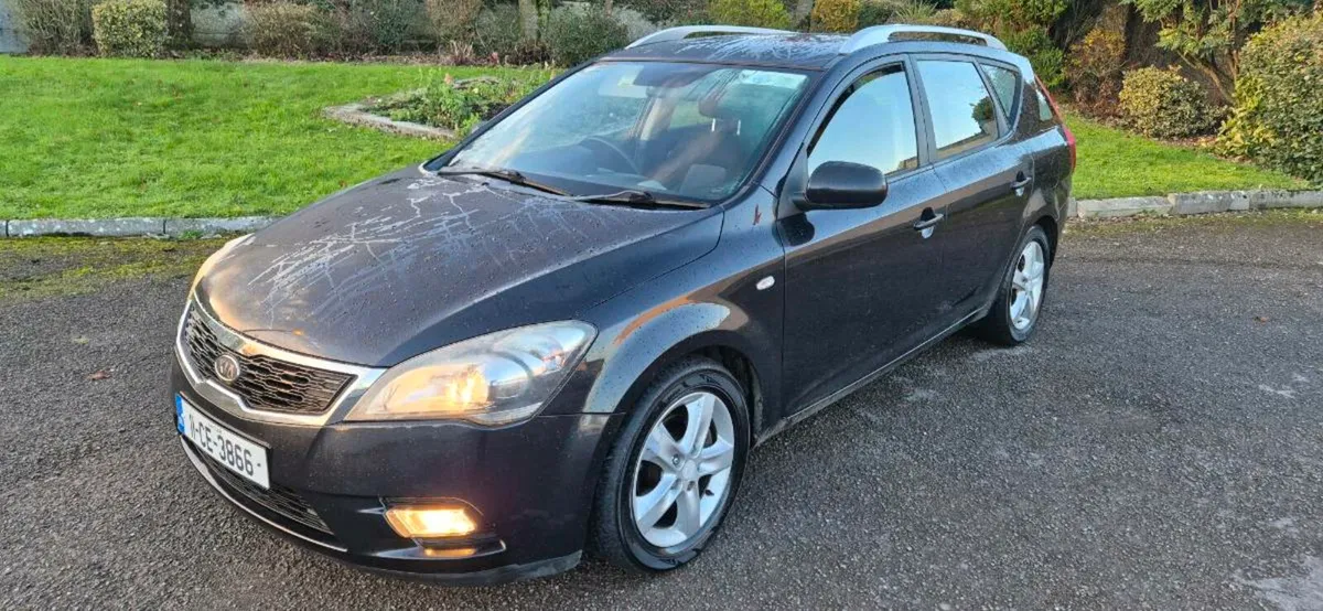 Kia Ceed estate - Image 1