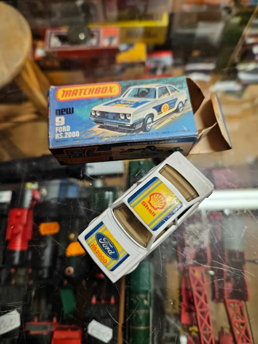 Matchbox Superfast Ford Escort RS200 - Image 2