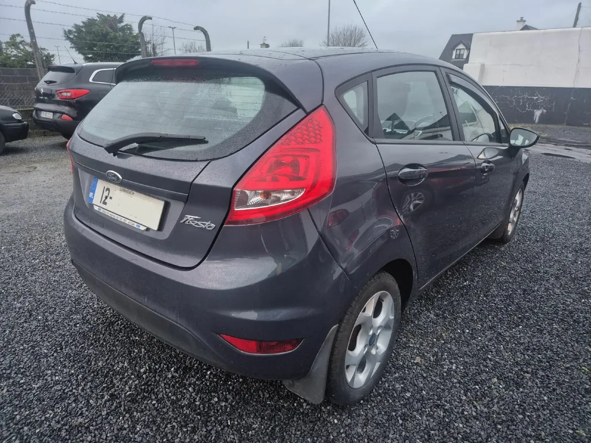 Ford Fiesta 2012 - Image 3