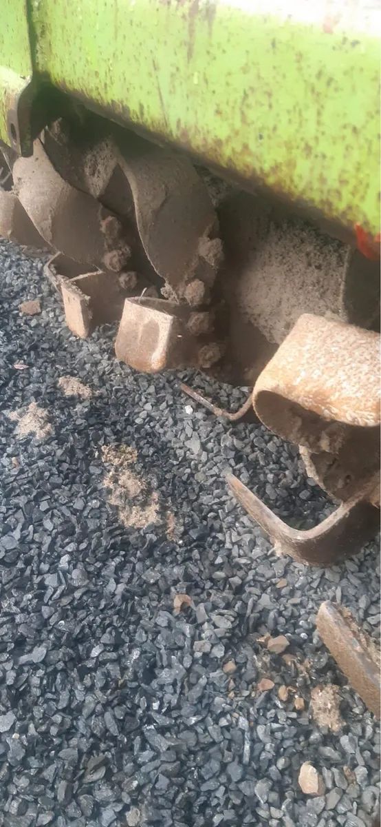 Dowdeswell 100inch heavy duty blade rotovator - Image 4