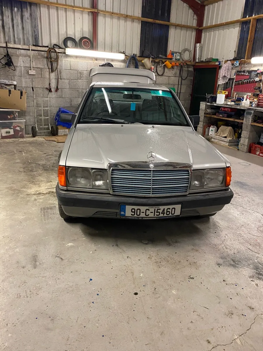 Vintage car - Image 3