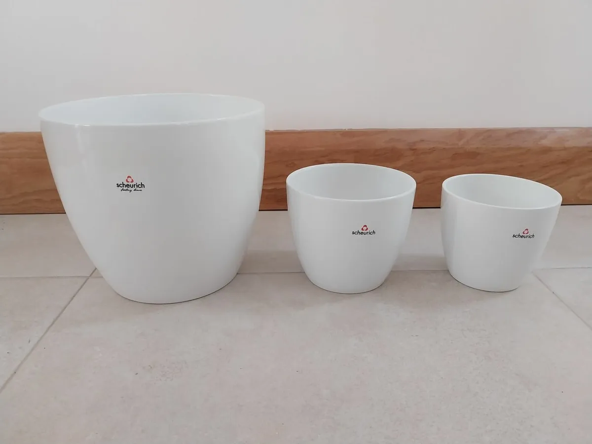 Set of 3 Scheurich White Indoor Plant Pots - Image 1