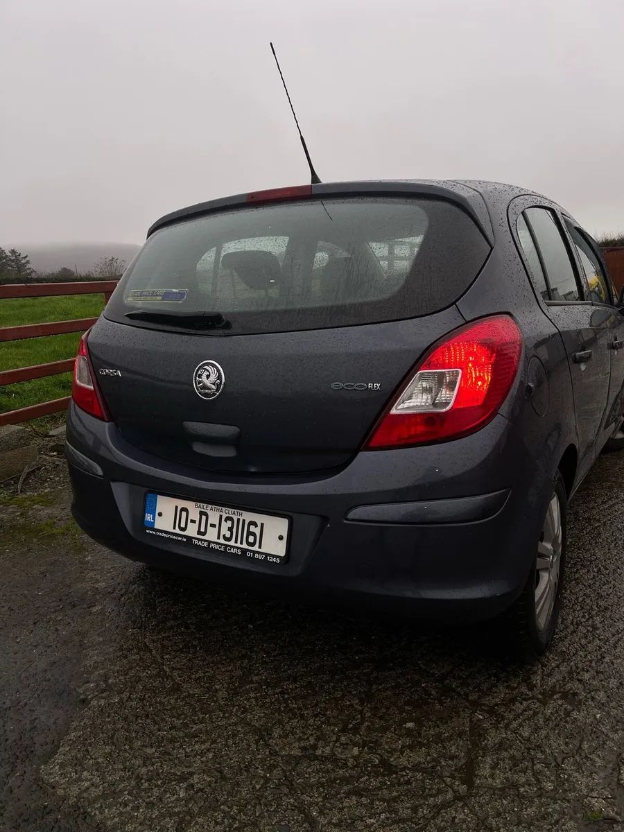 Opel Corsa 2010 - Image 2