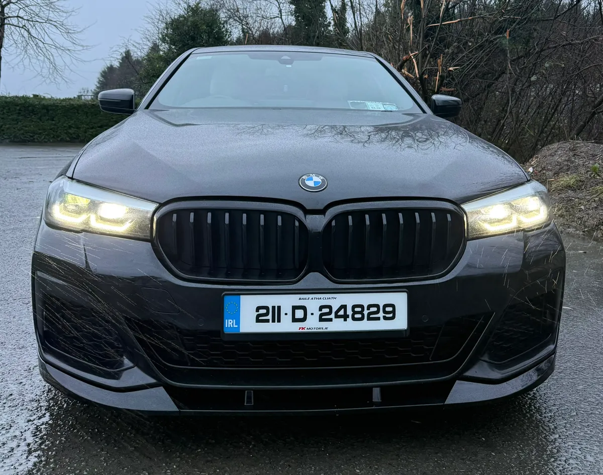 2021 BMW 520d M-sport Performance - Image 2