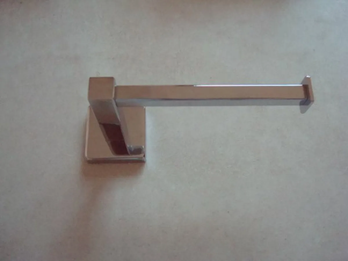 Towel Rail and Toilet Roll Holder Set - Image 4