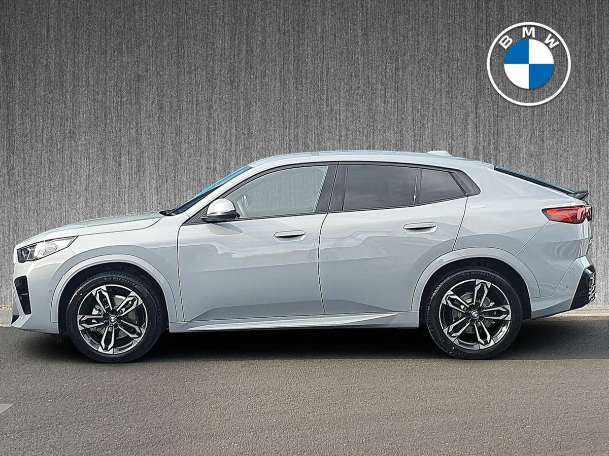 BMW iX2 eDrive20 M Sport - Image 4