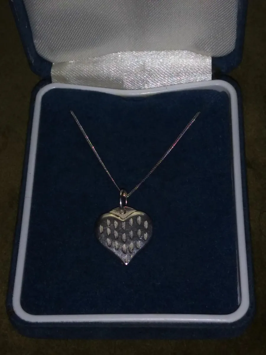 Vintage 925 Silver 3D Heart Necklace - Image 1