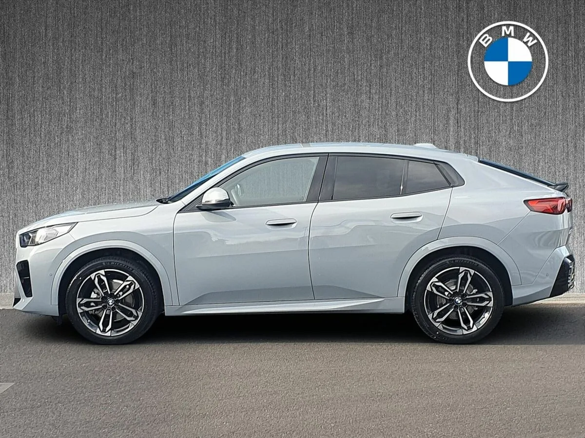 BMW iX2 eDrive20 M Sport - Image 4