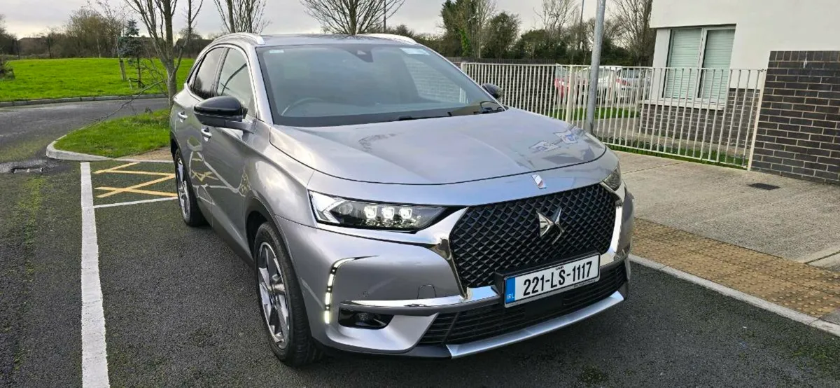 221 DS7 Crossback 1.6 Petrol Plug-in Hibrid - Image 1