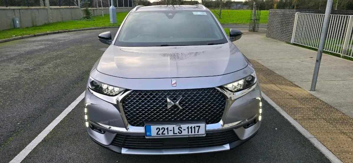 221 DS7 Crossback 1.6 Petrol Plug-in Hibrid - Image 3