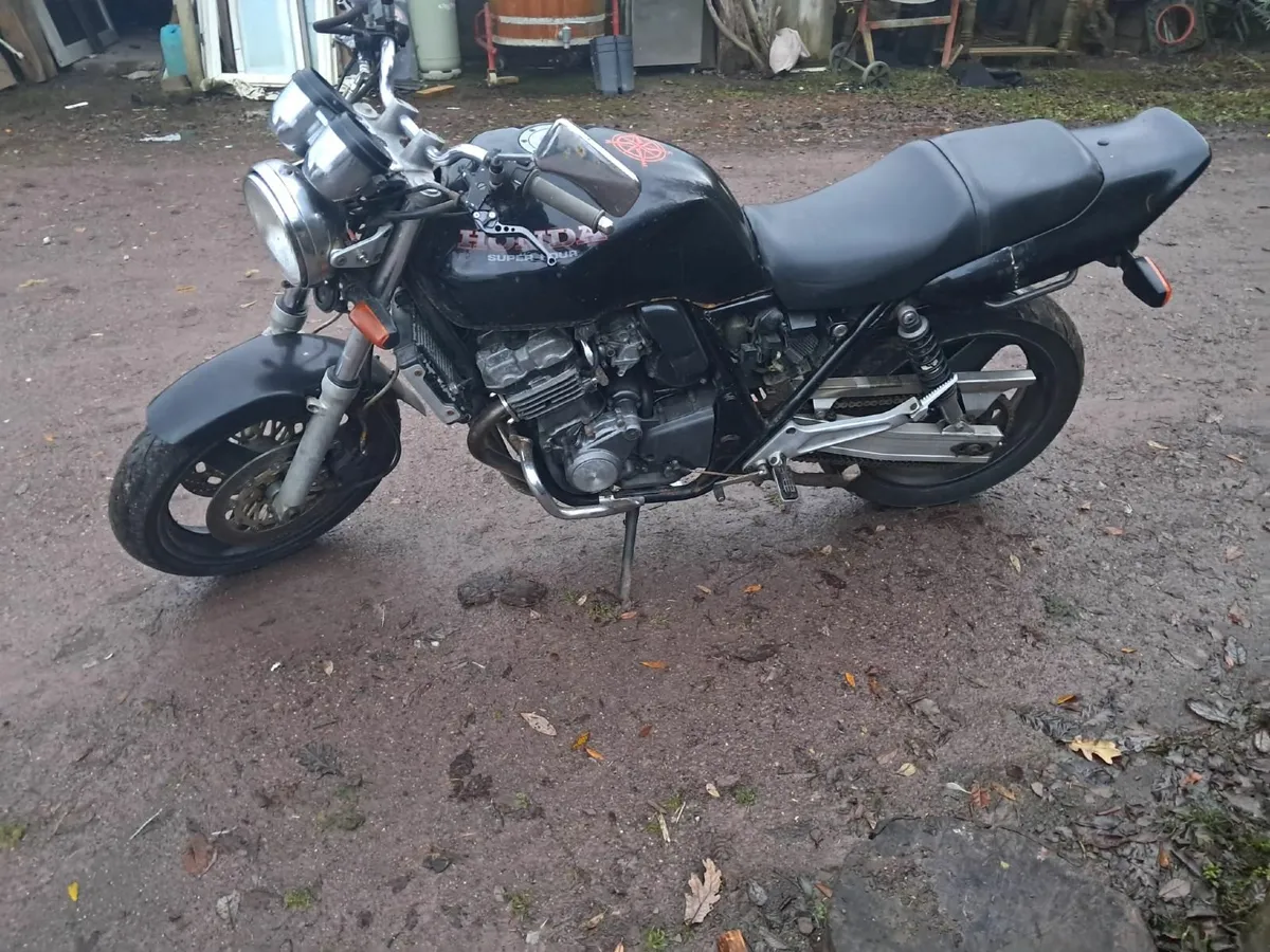 Honda cb400 sf - Image 3