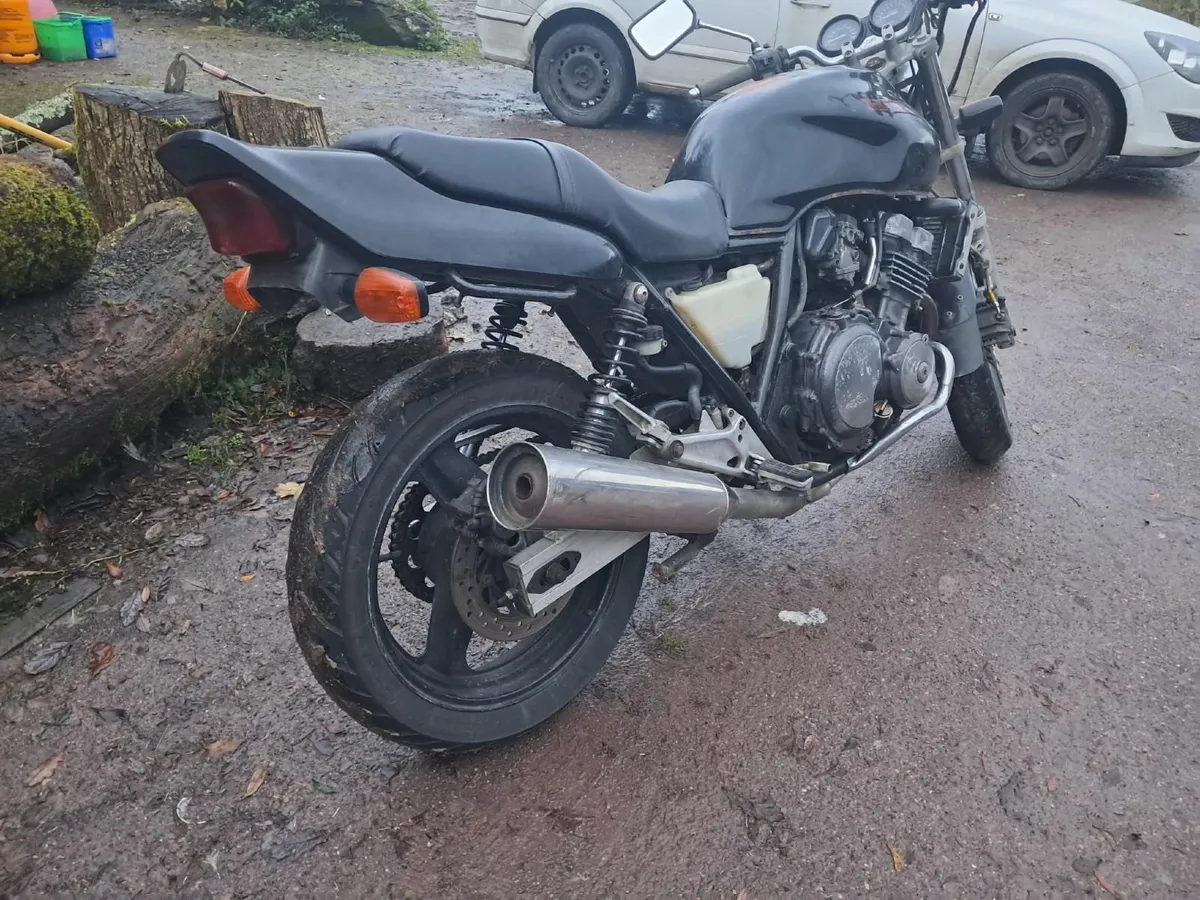 Honda cb400 sf - Image 4