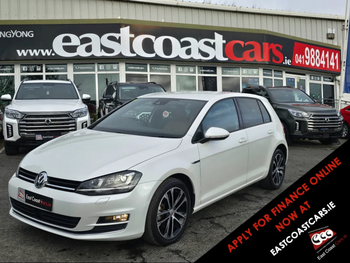 Volkswagen Golf (142) SPECIAL TAN LEATHER SEATS  H - Image 1