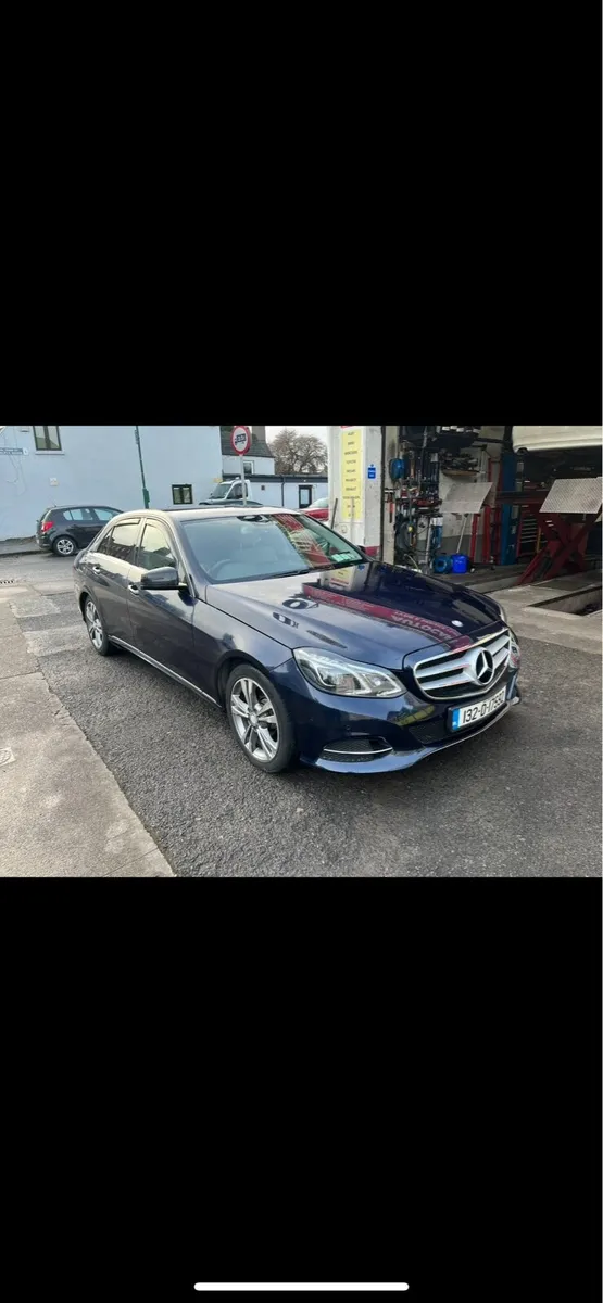 Mercedes Benz E300 hybrid - Image 1