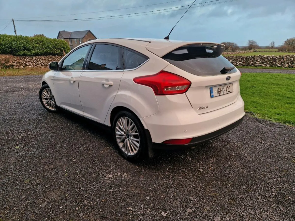 Ford Focus - Image 3