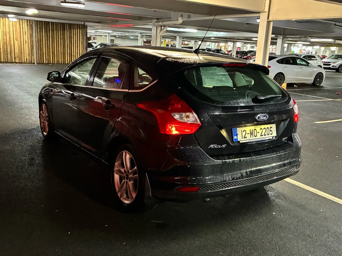 2012 Ford Focus 1.6diesel Manual Taxed 03/26 €2200 - Image 4