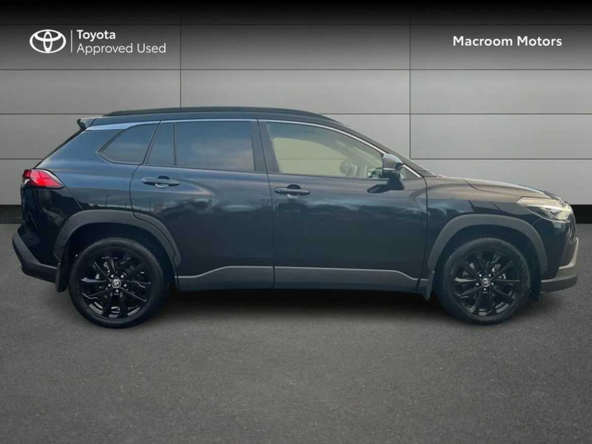 Toyota Corolla CROSS SPORT 1.8 HYBRID - Image 3
