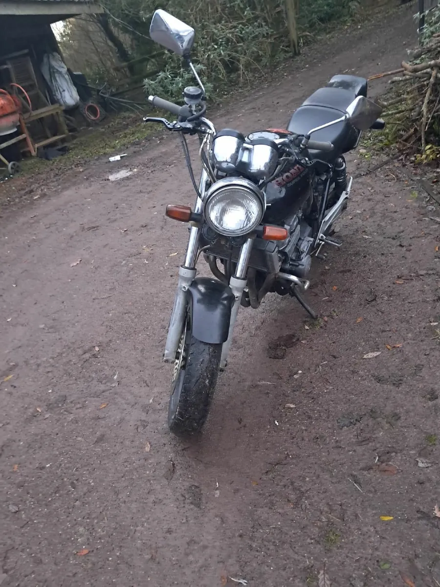 Honda cb400 sf - Image 2