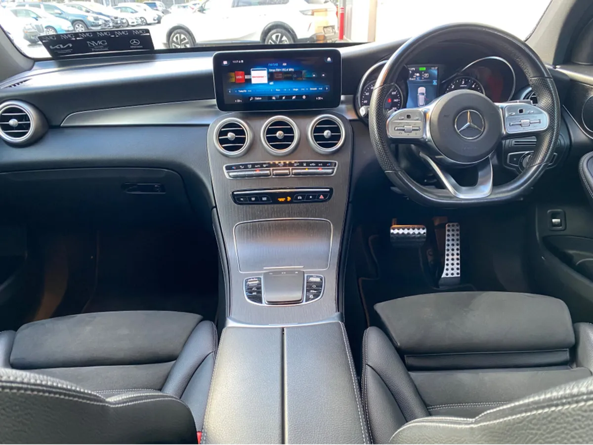Mercedes-Benz GLC 300DE AMG LINE 4MATIC 5DR - Image 3