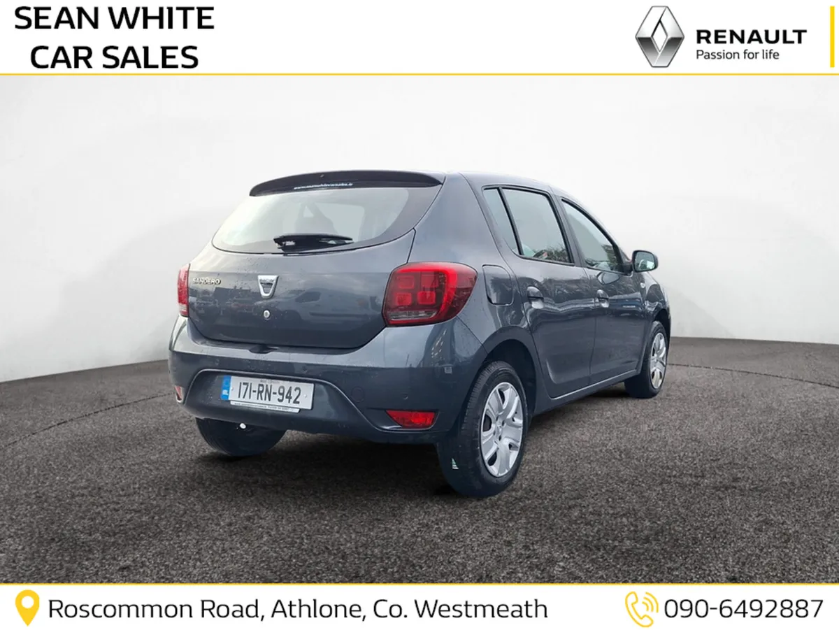 Dacia Sandero SIGNATURE 1.5 DCI 90 P 4DR - Image 4