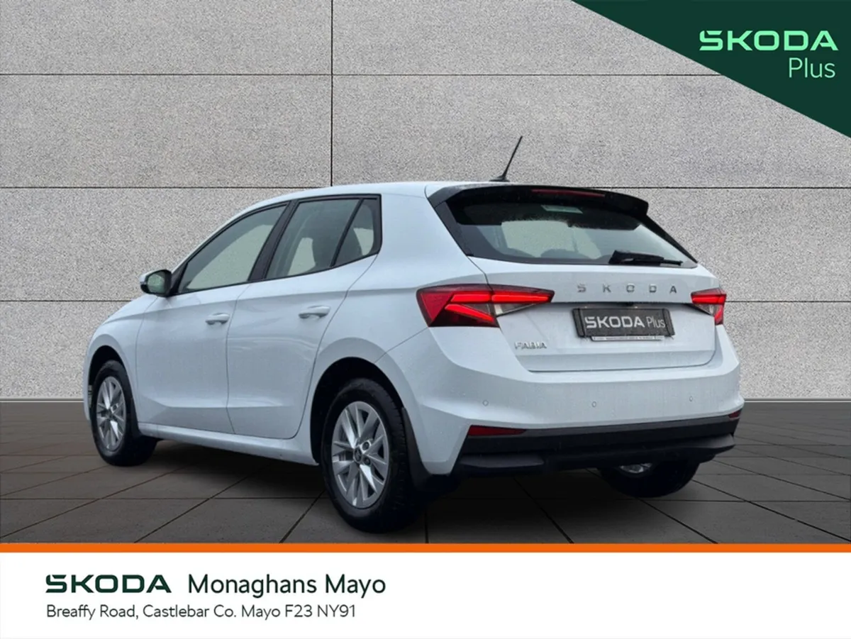 Skoda Fabia SELECTION 1.0 MPI 80HP 5DR - Image 3