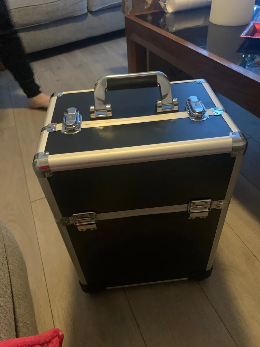 Make up box brand new ideal present - Image 2