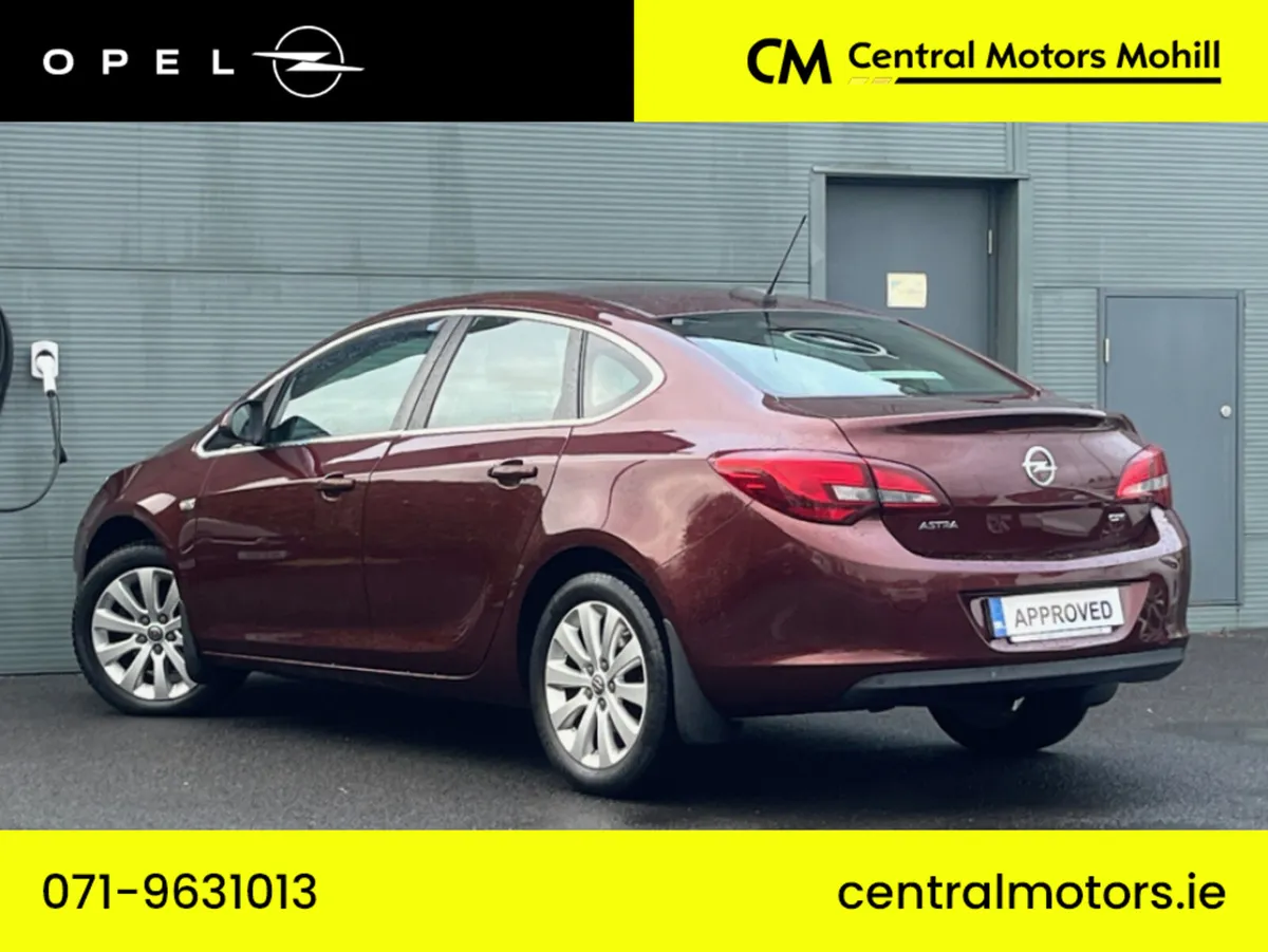 Opel Astra SALOON 1.6 CDTI 110PS 4DR * Service His - Image 3