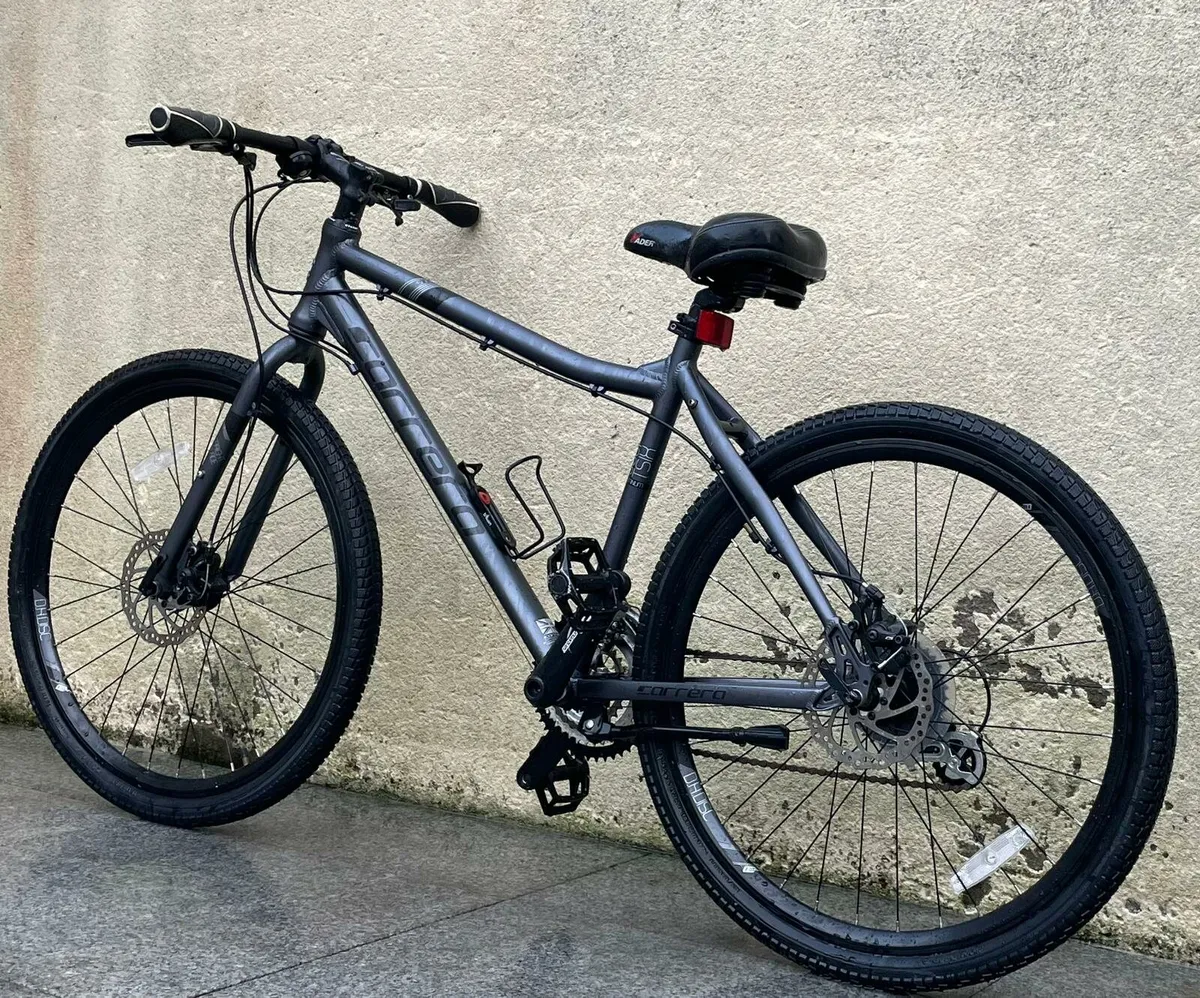 BRAND NEW Carrera bicycle - Image 4