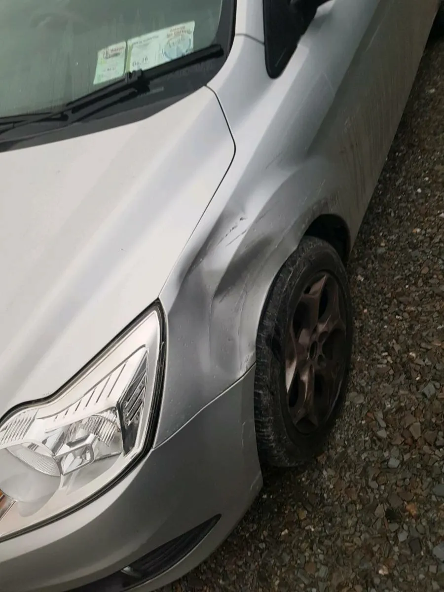 Ford Focus good 1.6D just need clean up and a wing - Image 2