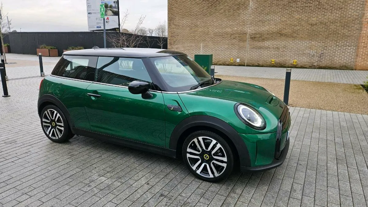 2021 MINI Cooper S Electric - Image 1