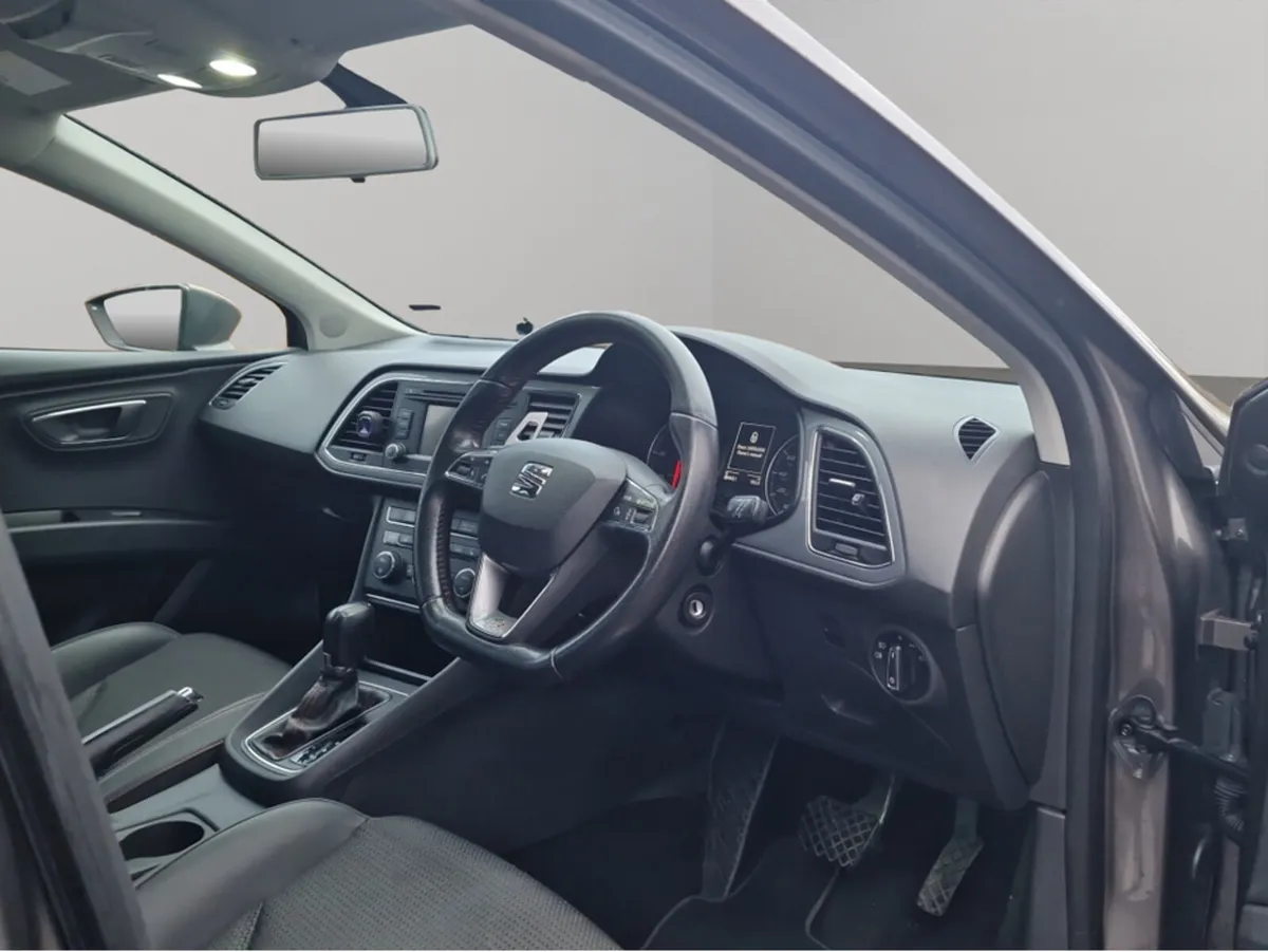 SEAT Leon 2.0 TDI FR STYLING  **** AUTOMATIC **** - Image 4