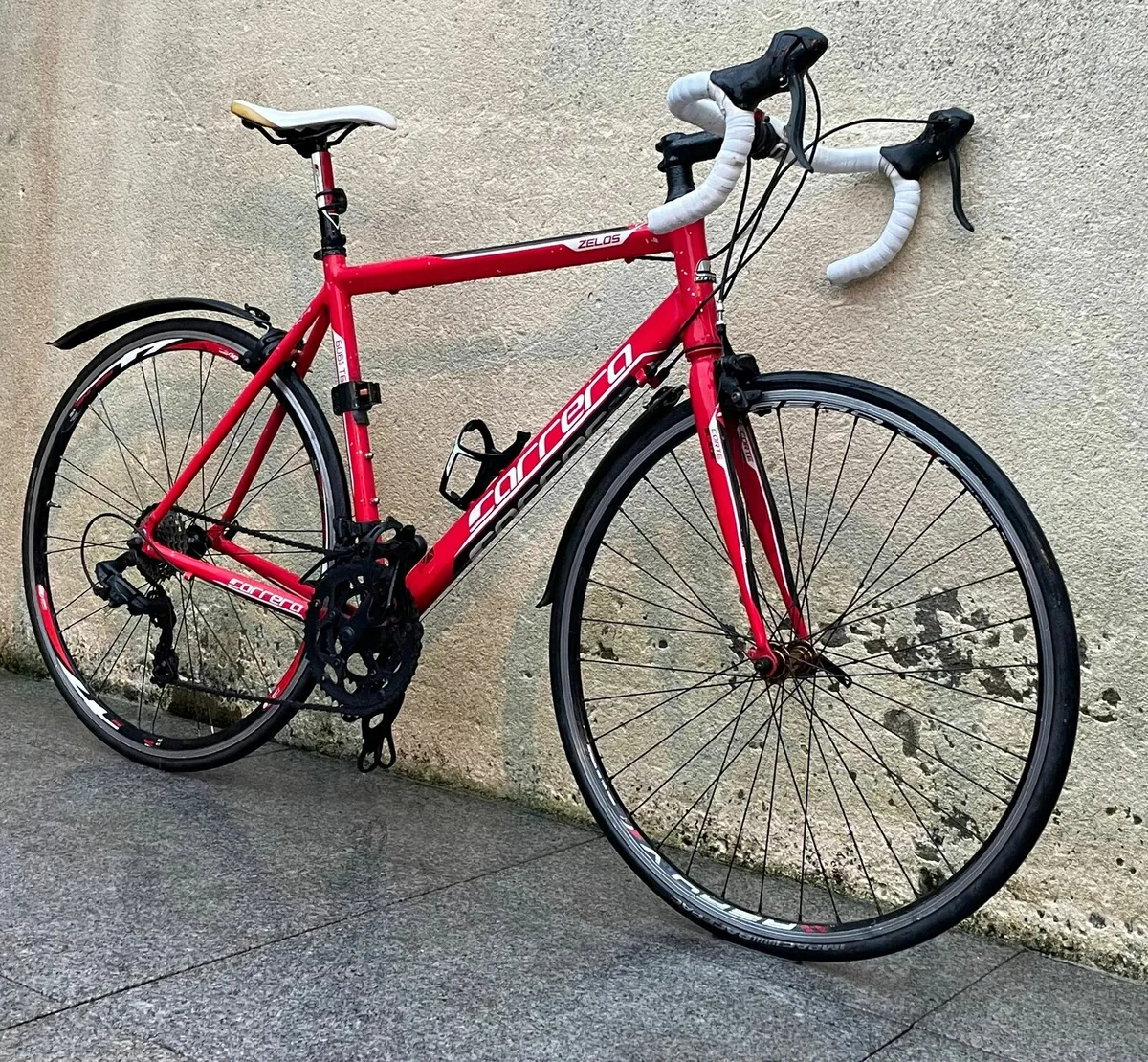 Carrera road bike - Image 4