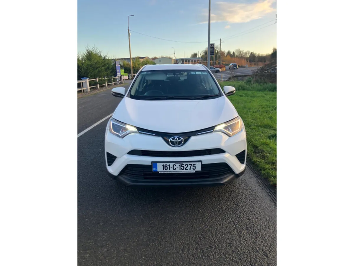 Toyota RAV4 RAV4 2.0 D-4D AURA 4DR - Image 2