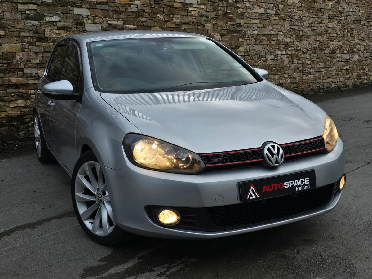 2012 Volkswagen Golf  1.6 TDI HIGHLINE - Image 1