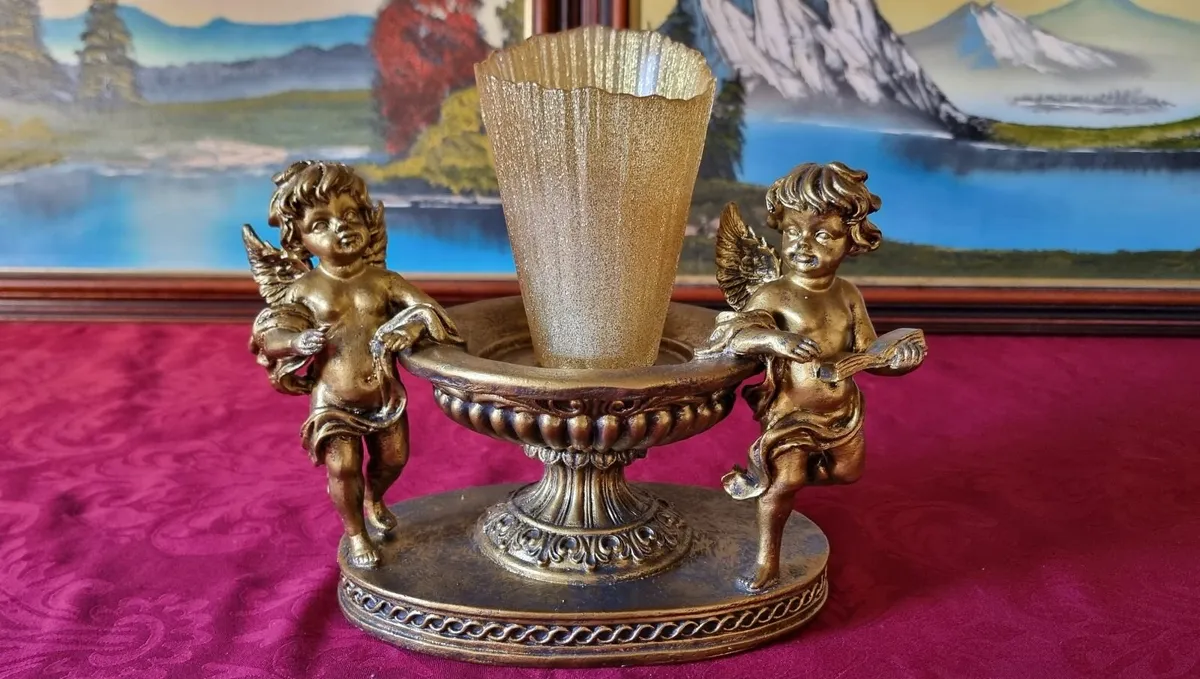 Cherub Golden Pedestal Holder With Murano Candle - Image 1