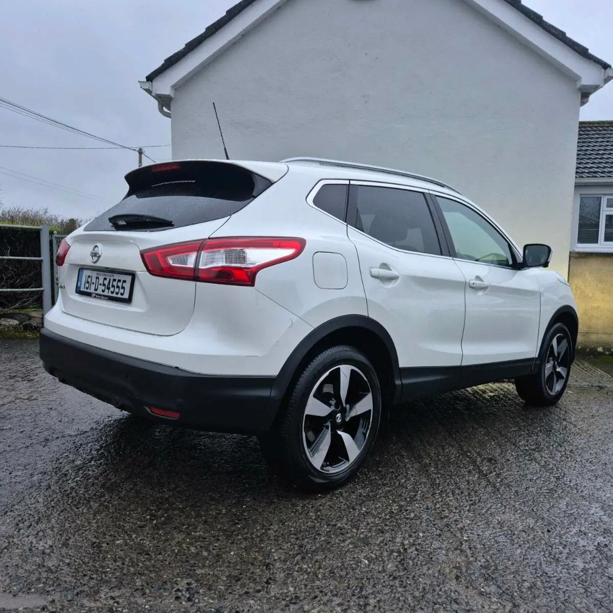 2015 NISSAN QASHQAI 1.2 PETROL, LOW KMS, NCT. - Image 2