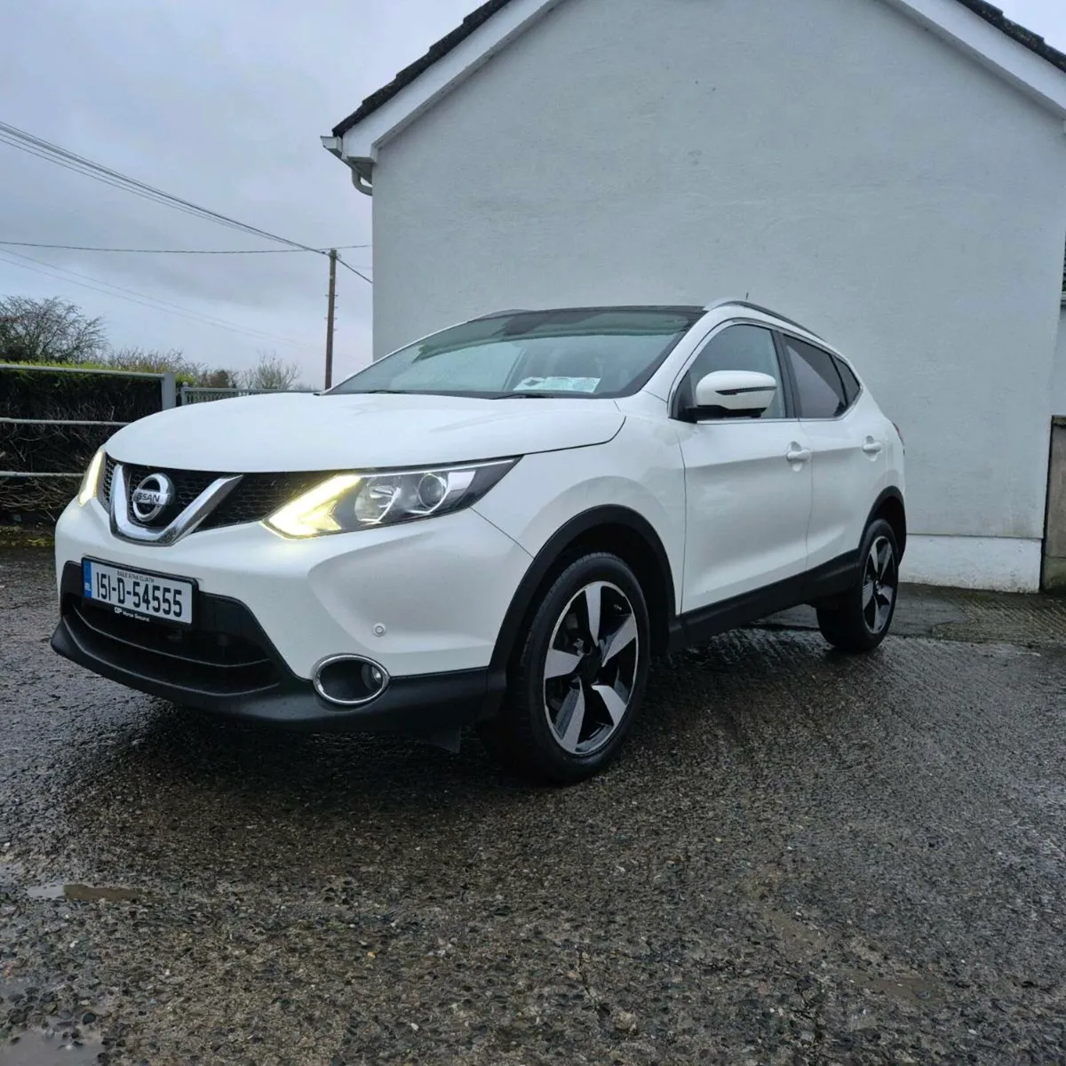 2015 NISSAN QASHQAI 1.2 PETROL, LOW KMS, NCT. - Image 3