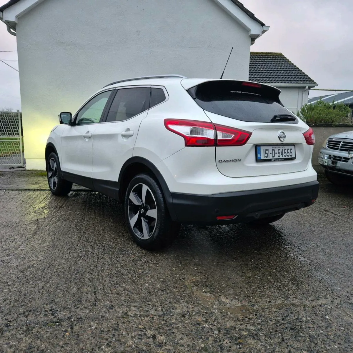 2015 NISSAN QASHQAI 1.2 PETROL, LOW KMS, NCT. - Image 4