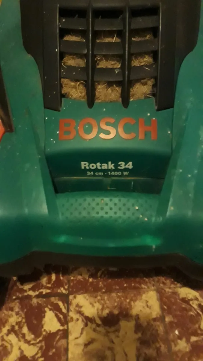 Bosch Rotak 34 Lawnmower - Image 2