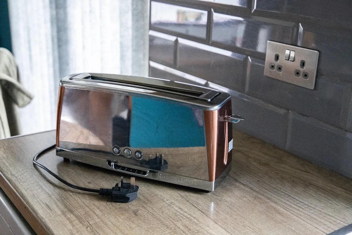 Russell Hobbs long slot toaster - Image 3