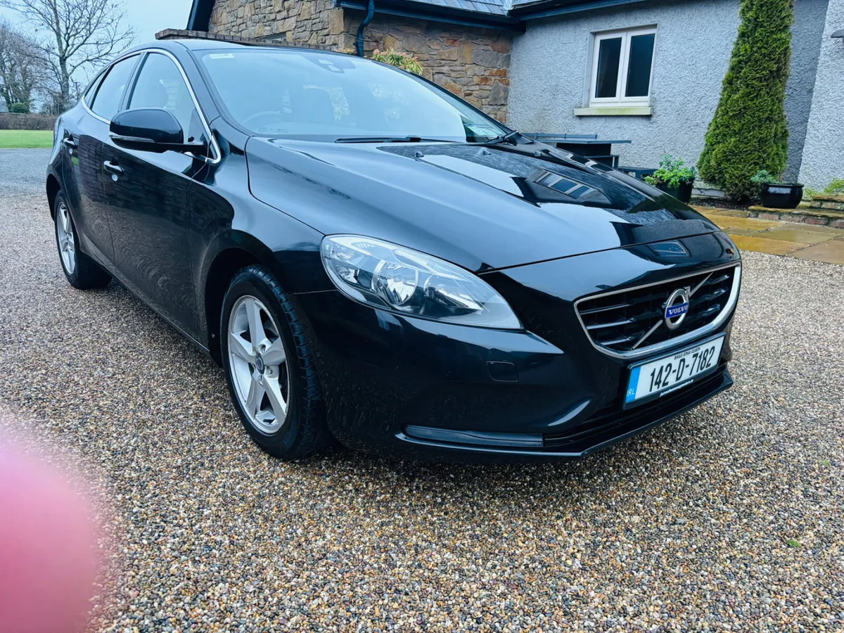 2014 Volvo v40 1.6 DSL se leather - Image 3