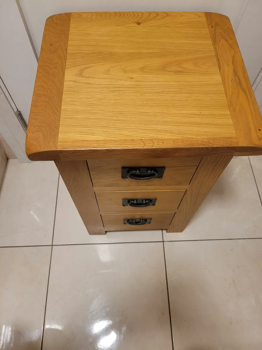 Bedside Locker ( Kent Oak 3 x Drawer) - Image 2